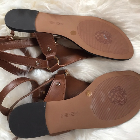 NWOB Vince Camuto Brown Leather thong sandals - Picture 5 of 6